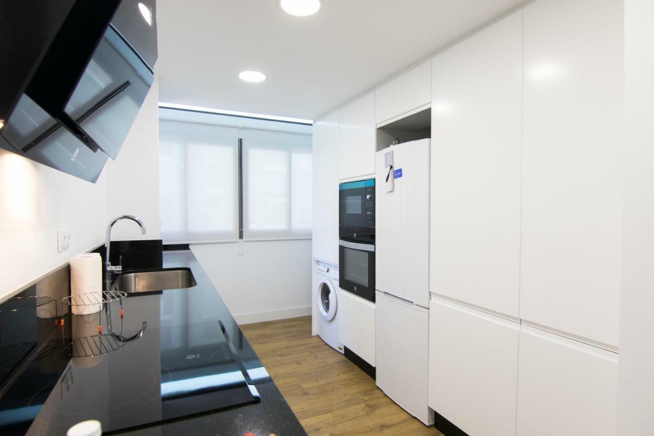 Homeforguest Stylish And Modern Apartment Overlooking Las Canteras Las Palmas de Gran Canaria Exteriör bild