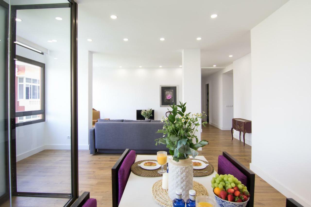 Homeforguest Stylish And Modern Apartment Overlooking Las Canteras Las Palmas de Gran Canaria Exteriör bild